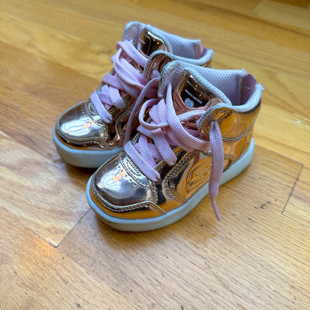 Toddler Light-Up Rose Gold Sketchers Shoes - Size 5